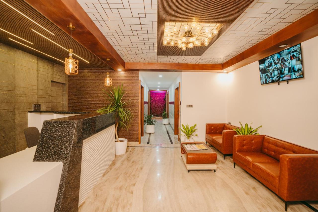 Saavees Residency Hotel Bangalore Eksteriør billede